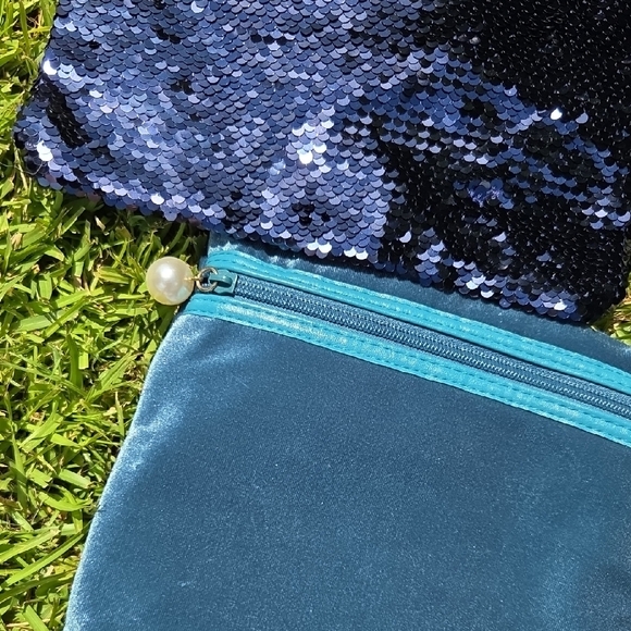 Ulta Sequin and Velvet Pouch Set - Picture 2 of 11